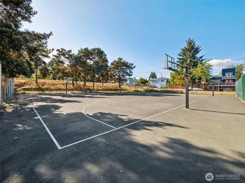 Property photo for 6736 29th Avenue S, Seattle photo 30