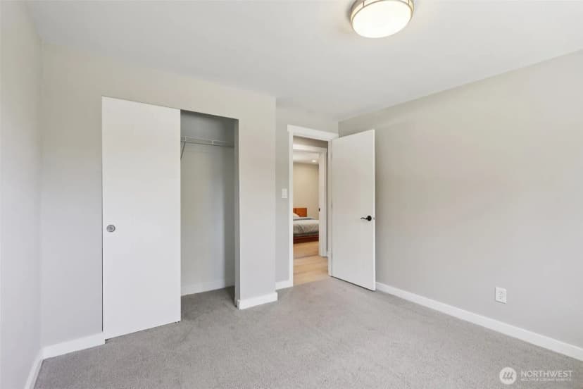 Property photo for 10439 Se 194th Place, Renton photo 18