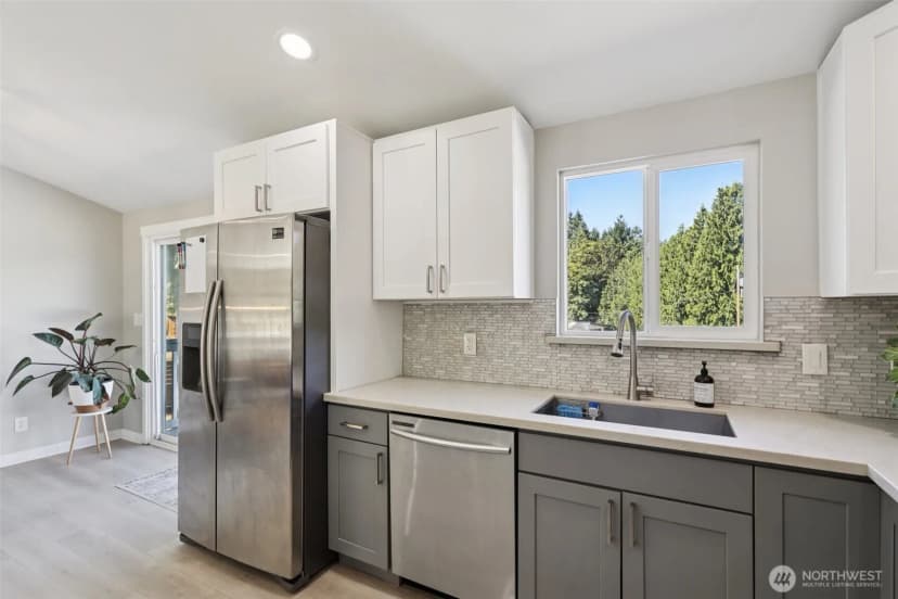 Property photo for 10439 Se 194th Place, Renton photo 9