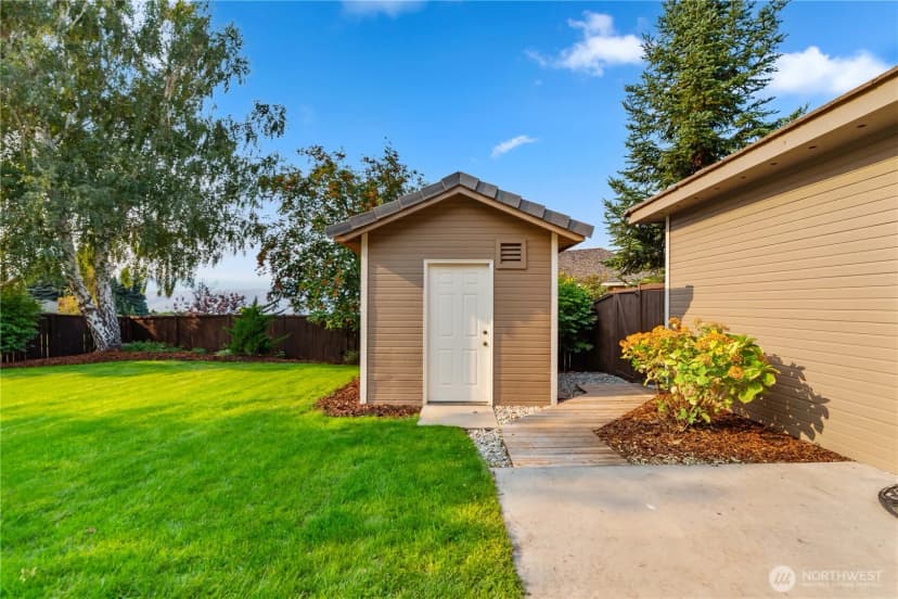 Property photo for 2323 Fancher Heights Boulevard, East Wenatchee photo 36