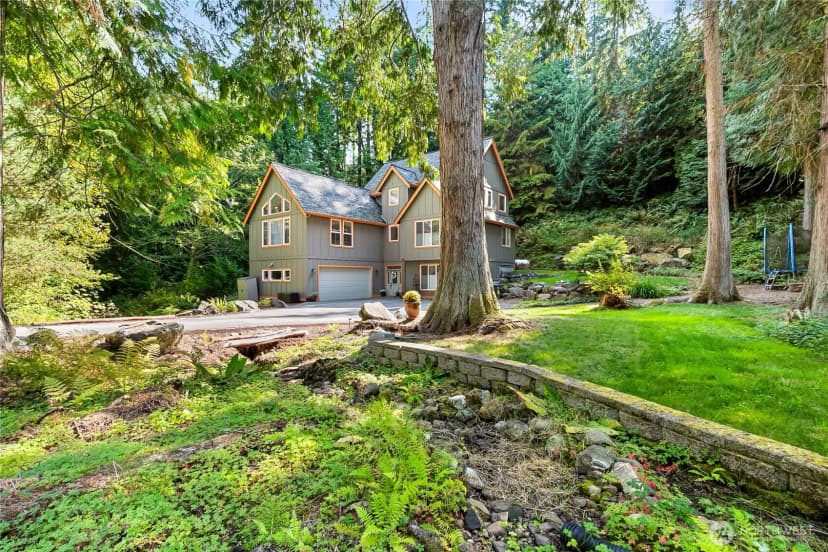 Property photo for 4756 Lost Creek Lane, Bellingham photo 2