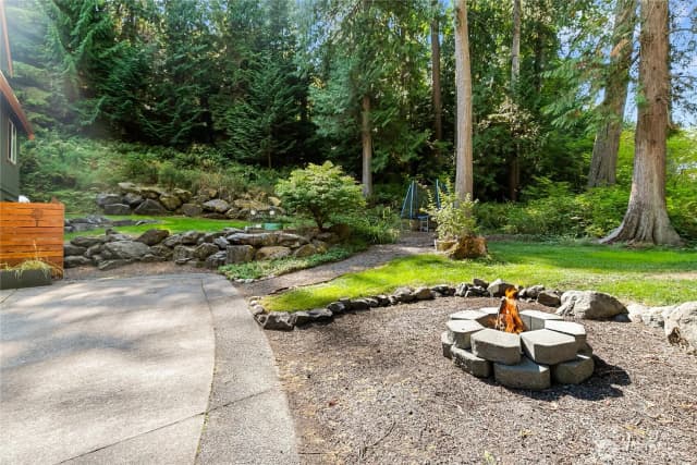 Property photo for 4756 Lost Creek Lane, Bellingham photo 5