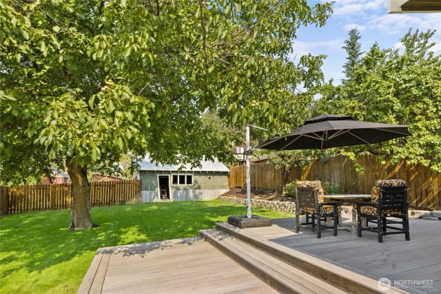 Property photo for 205 E Arizona Avenue, Roslyn photo 4