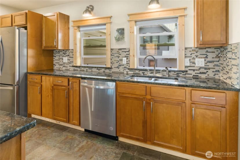 Property photo for 205 E Arizona Avenue, Roslyn photo 16