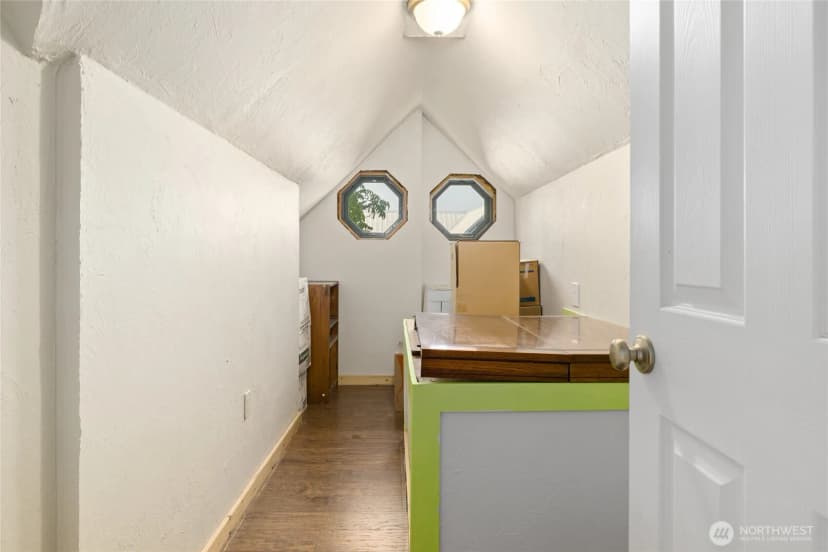 Property photo for 205 E Arizona Avenue, Roslyn photo 26