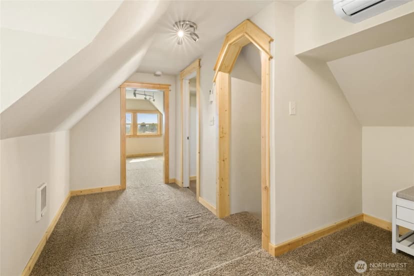 Property photo for 205 E Arizona Avenue, Roslyn photo 25