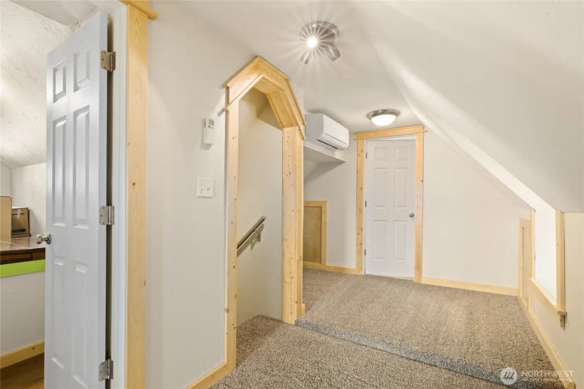 Property photo for 205 E Arizona Avenue, Roslyn photo 28