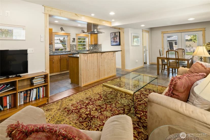 Property photo for 205 E Arizona Avenue, Roslyn photo 20