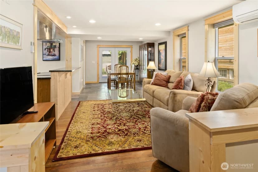 Property photo for 205 E Arizona Avenue, Roslyn photo 12