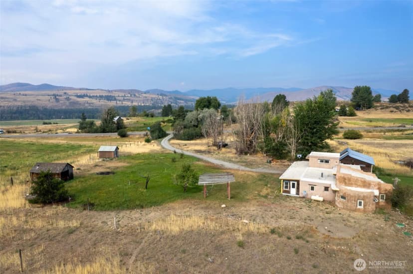 Property photo for 574 Twisp-winthrop Eastside Road, Winthrop photo 37