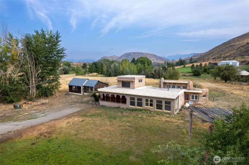 Property photo for 574 Twisp-winthrop Eastside Road, Winthrop photo 36