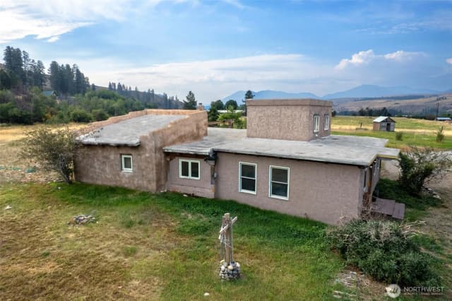 Property photo for 574 Twisp-winthrop Eastside Road, Winthrop photo 4