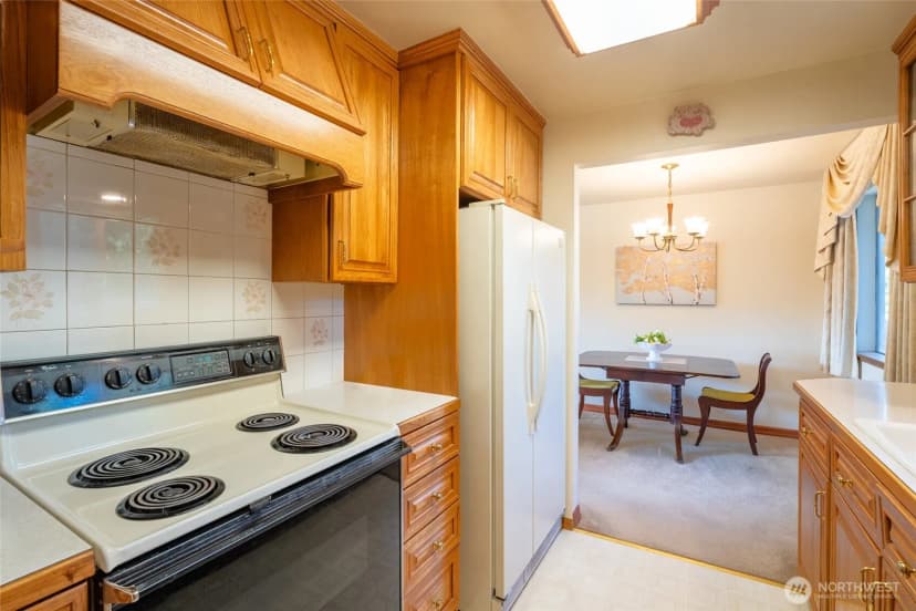 Property photo for 9408 26th Avenue Sw, Seattle photo 11