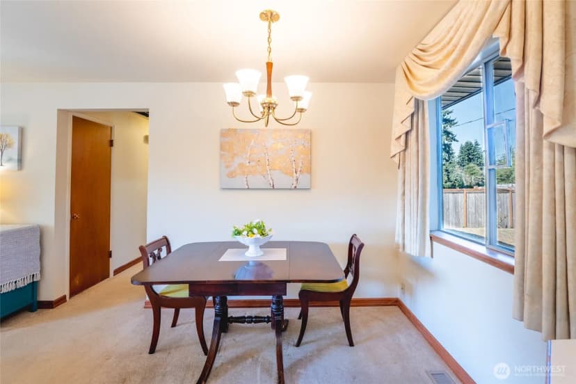 Property photo for 9408 26th Avenue Sw, Seattle photo 13