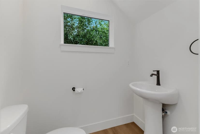 Property photo for 1209 S 6th Avenue, Kelso photo 16
