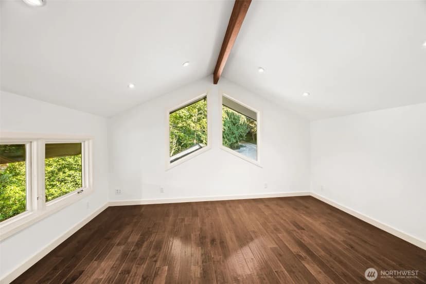 Property photo for 20423 10th Place Sw, Normandy Park photo 30