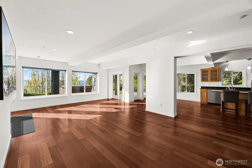 Property photo for 20423 10th Place Sw, Normandy Park photo 32
