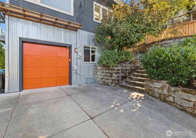 Property photo for 4726 42nd Avenue S, Seattle photo 2