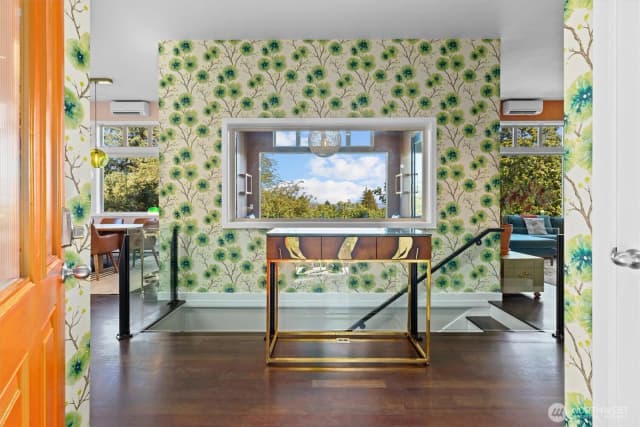 Property photo for 4726 42nd Avenue S, Seattle photo 4