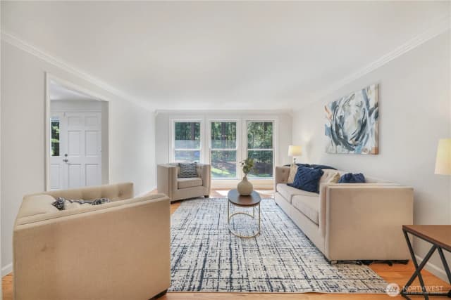 Property photo for 21700 Se 37th Street, Sammamish photo 5
