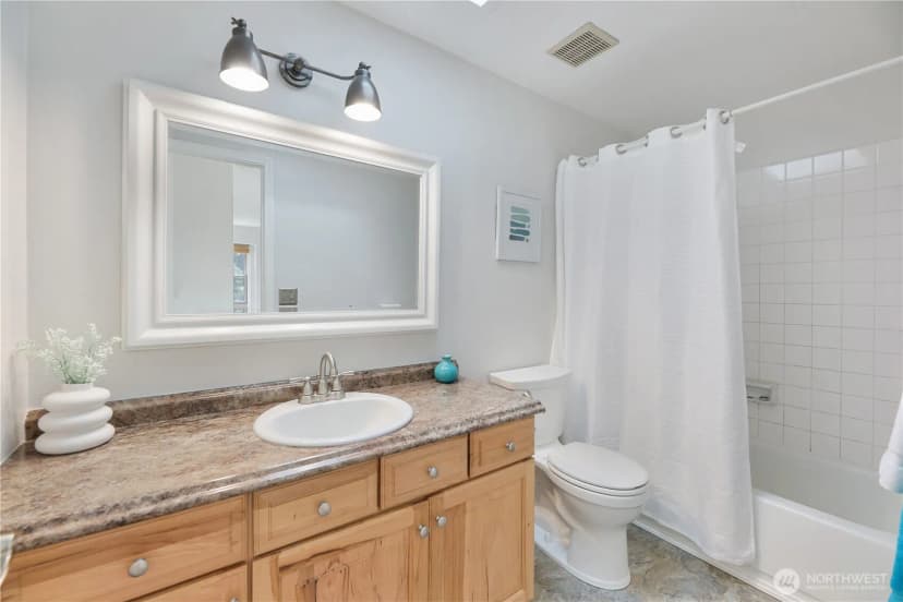 Property photo for 21700 Se 37th Street, Sammamish photo 21