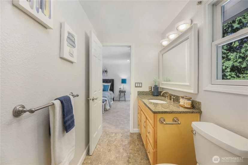 Property photo for 21700 Se 37th Street, Sammamish photo 25