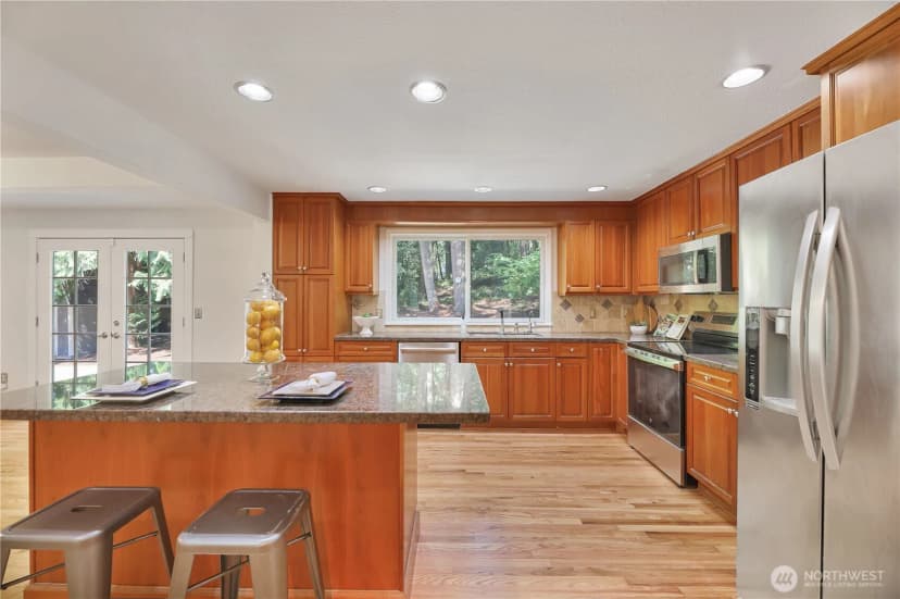 Property photo for 21700 Se 37th Street, Sammamish photo 10
