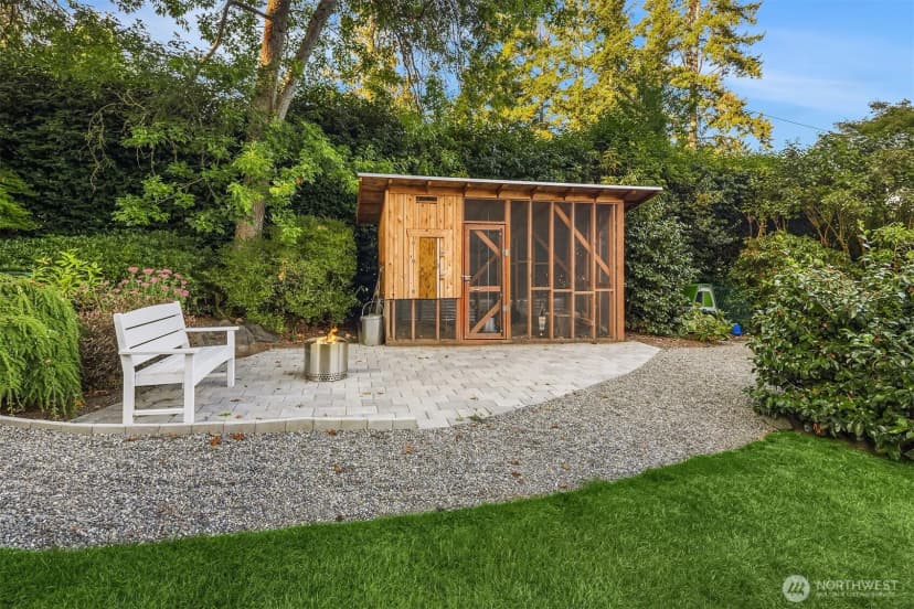 Property photo for 12079 Sunrise Drive Ne, Bainbridge Island photo 36