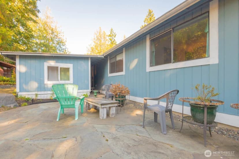 Property photo for 18971 Soundview Boulevard Ne, Suquamish photo 24