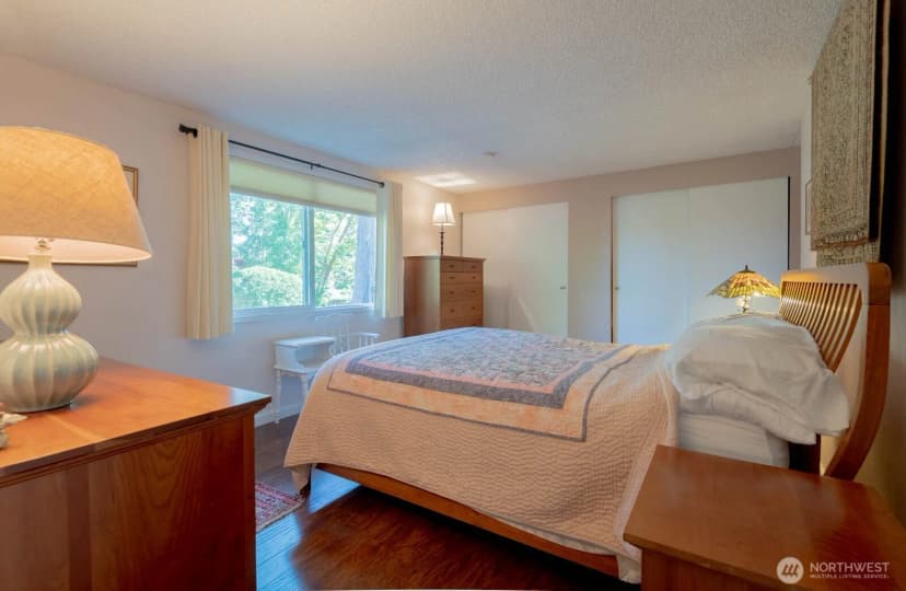 Property photo for 18971 Soundview Boulevard Ne, Suquamish photo 13