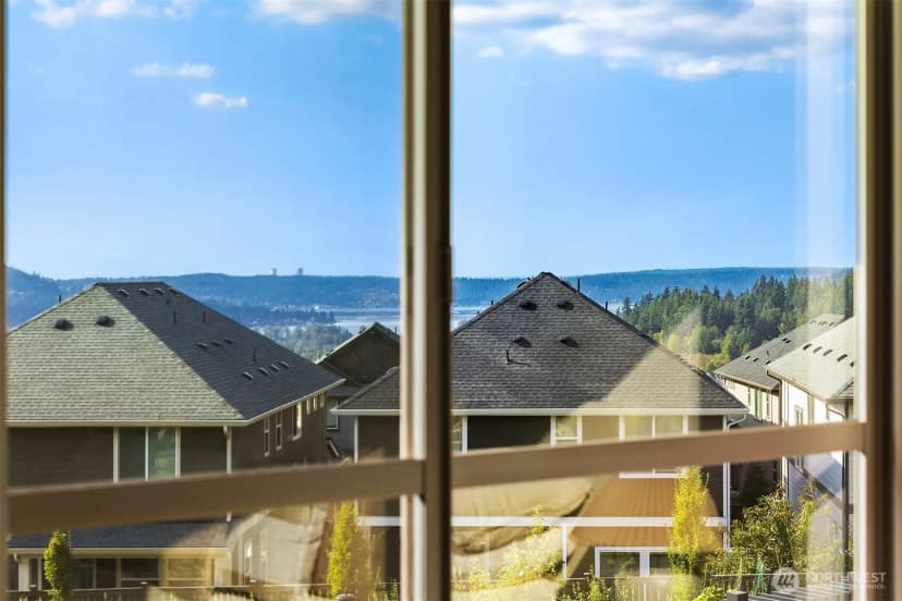 Property photo for 1210 6th Avenue Ne #17.4, Issaquah photo 17