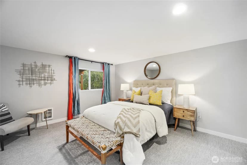 Property photo for 9642 13th Avenue Sw, Seattle photo 12