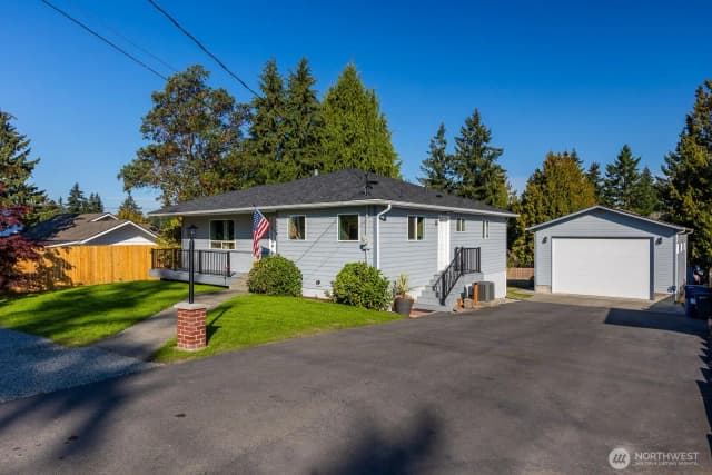 Property photo for 440 Sw 143rd Street, Burien photo 2