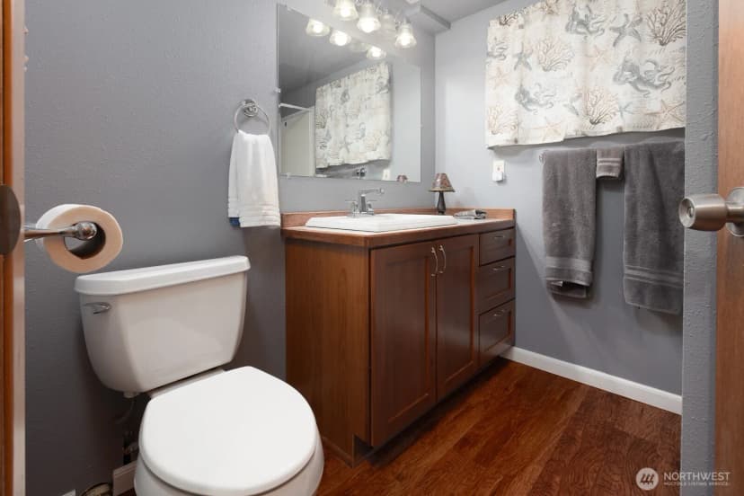 Property photo for 440 Sw 143rd Street, Burien photo 27