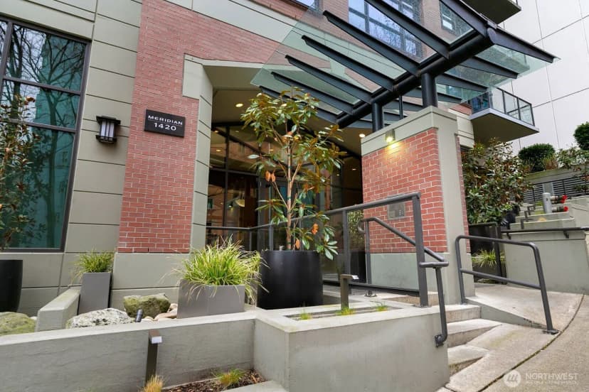 Property photo for 1420 Terry Avenue #1903, Seattle photo 27