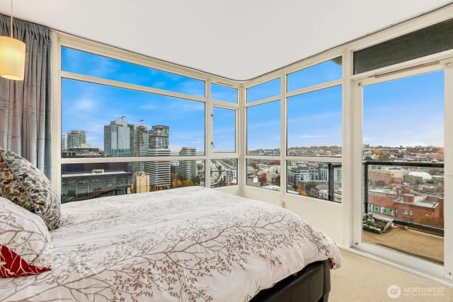 Property photo for 1420 Terry Avenue #1903, Seattle photo 2