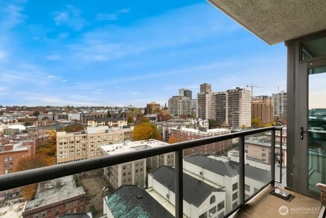 Property photo for 1420 Terry Avenue #1903, Seattle photo 5