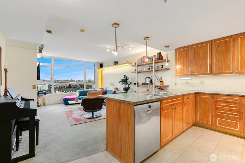 Property photo for 1420 Terry Avenue #1903, Seattle photo 16