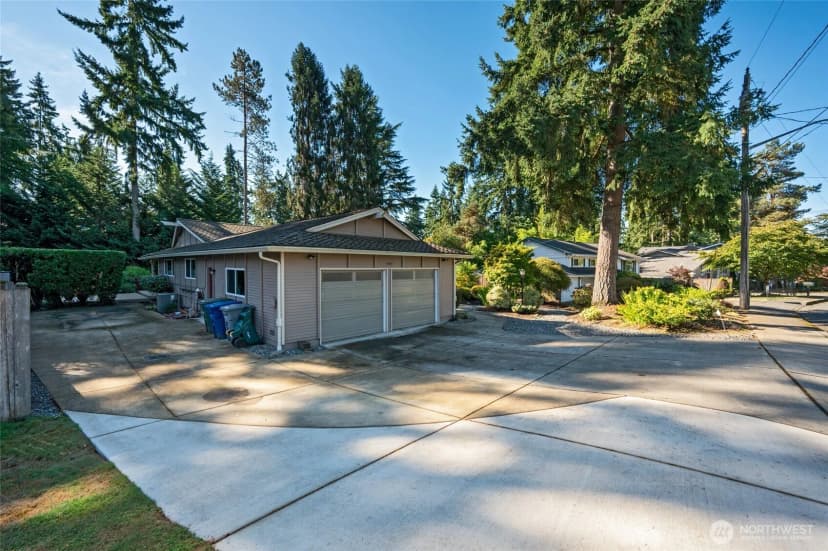 Property photo for 15047 12th Street Ne, Bellevue photo 27