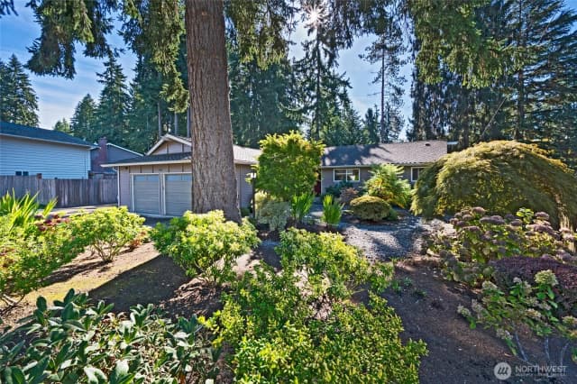 Property photo for 15047 12th Street Ne, Bellevue