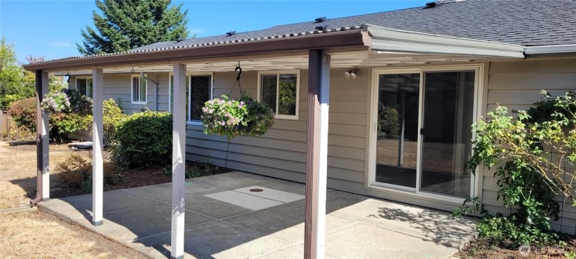 Property photo for 1803 126th Avenue Se, Bellevue photo 19