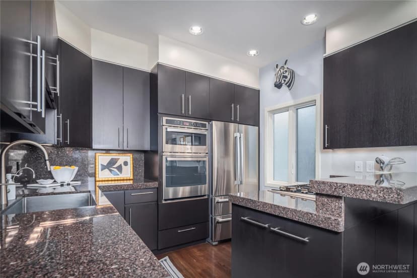 Property photo for 2345 43rd Avenue E, Seattle photo 10