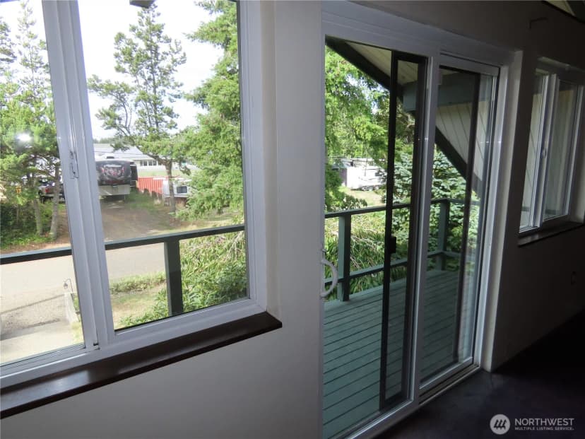 Property photo for 167 E Woodhill Avenue, Westport photo 28