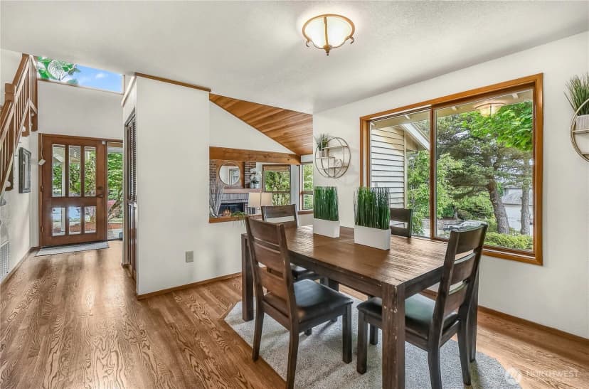 Property photo for 16901 Se 45th Street, Bellevue photo 9