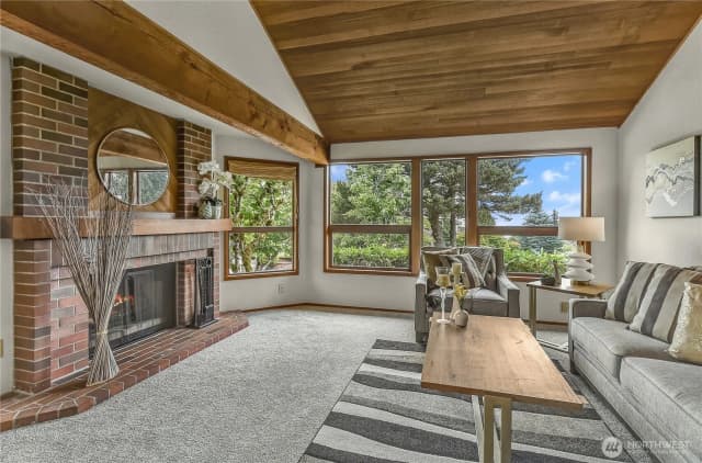Property photo for 16901 Se 45th Street, Bellevue photo 4
