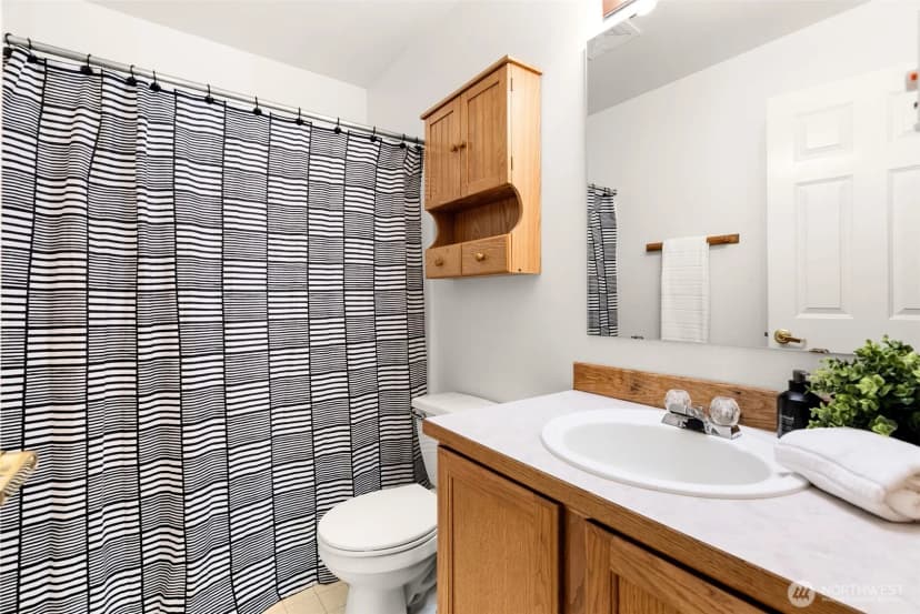 Property photo for 11051 Pansy Place Nw, Silverdale photo 26