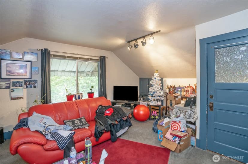 Property photo for 621 N Pine Street, Tacoma photo 24
