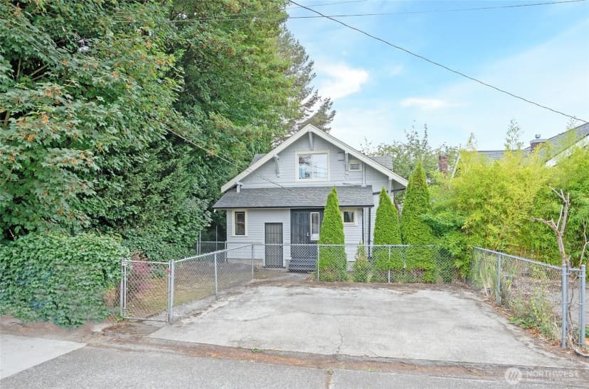 Property photo for 621 N Pine Street, Tacoma photo 32