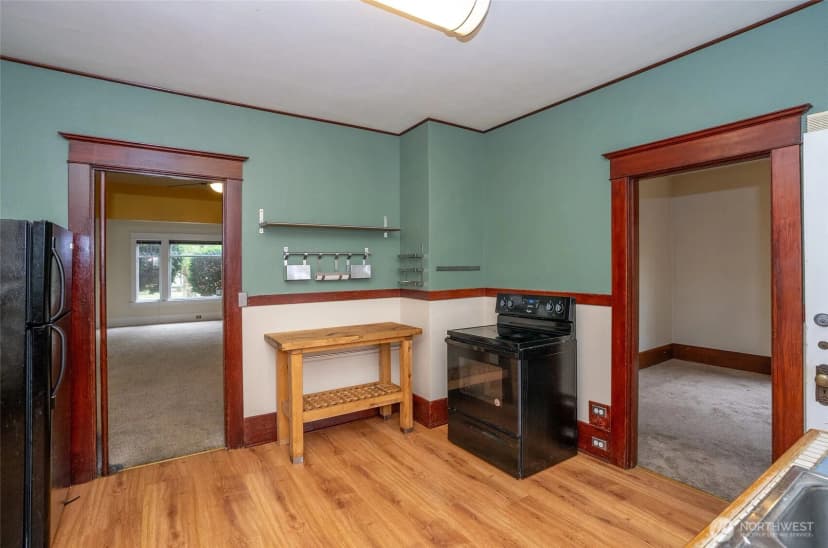 Property photo for 621 N Pine Street, Tacoma photo 12