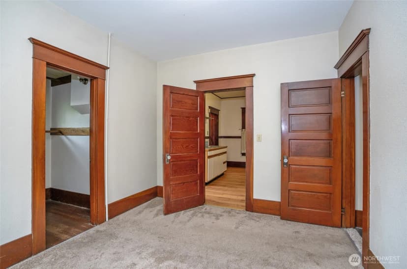 Property photo for 621 N Pine Street, Tacoma photo 18